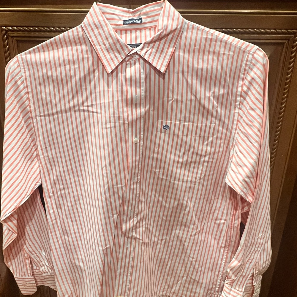 Southern tide men’s button up shirt